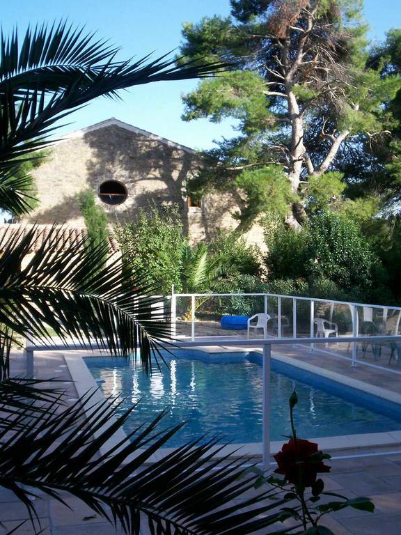 Villa Domaine de la Pinsonnière La Liviniere Esterno foto
